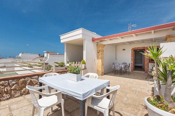 Departamento básico | Balcón