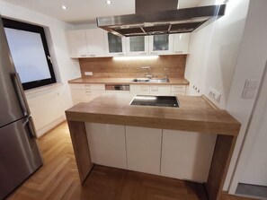 Private kitchen - House by the lake (Oberwaltersdorf)
