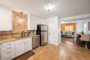 Interior - Best Location,Steps to Dickies Arena,Close to TCU! (Fort Worth)