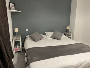 2 chambres, Wi-Fi gratuit, draps fournis