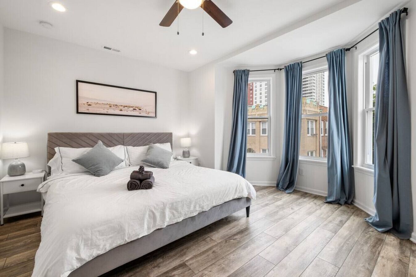 5 Schlafzimmer, Bügeleisen/Bügelbrett, kostenloses WLAN, Bettwäsche