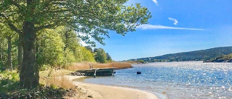 Plage à proximité, pêche sur place