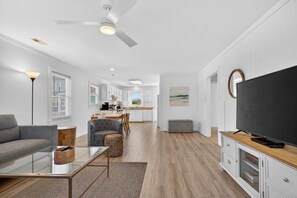 Reproductor de DVD, libros y videoteca