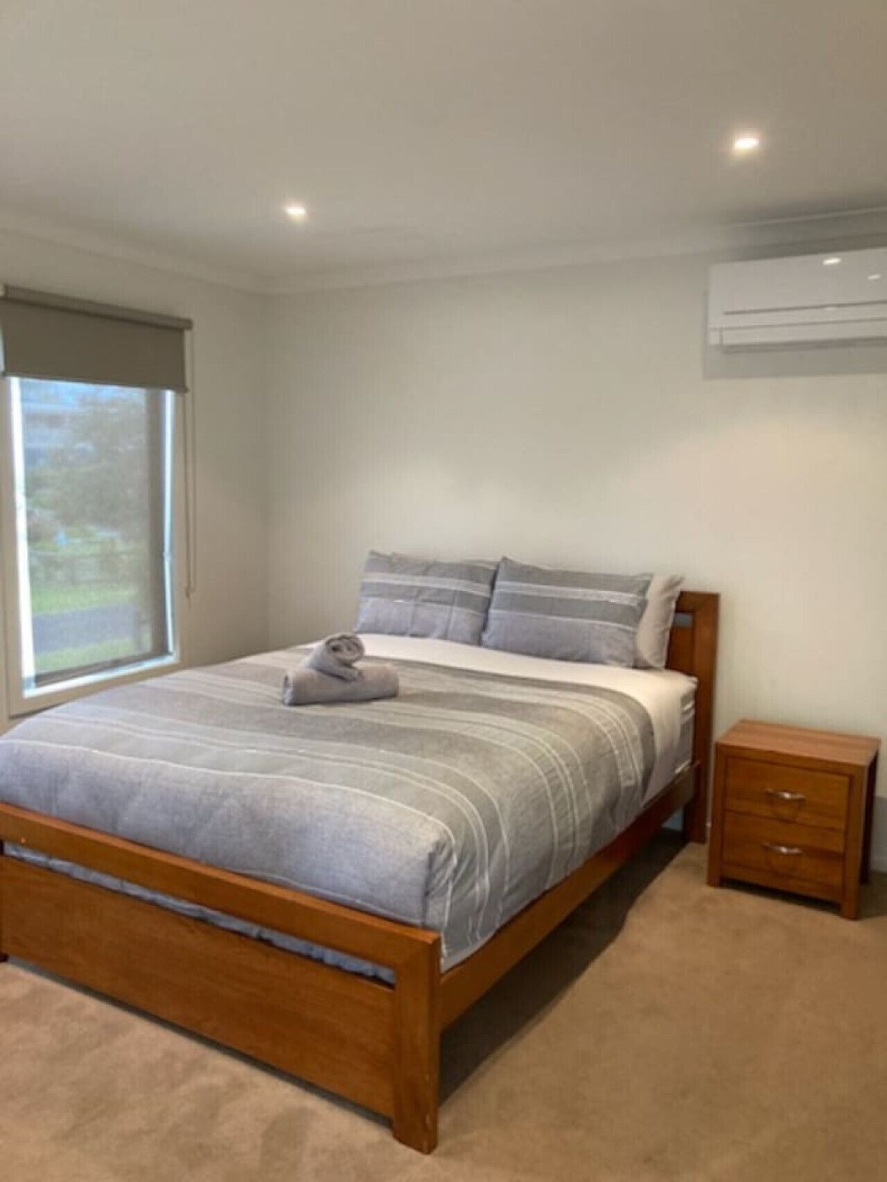 3 bedrooms, desk, free WiFi, bed sheets