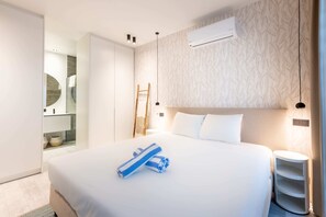 2 quartos, ferros/tábuas de passar roupa, Wi-Fi, roupa de cama