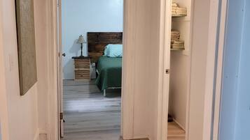 2 chambres, bureau, fer et planche à repasser, Wi-Fi gratuit