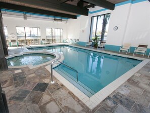 Indoor pool, outdoor pool - Shoalwater 905 (Orange Beach)