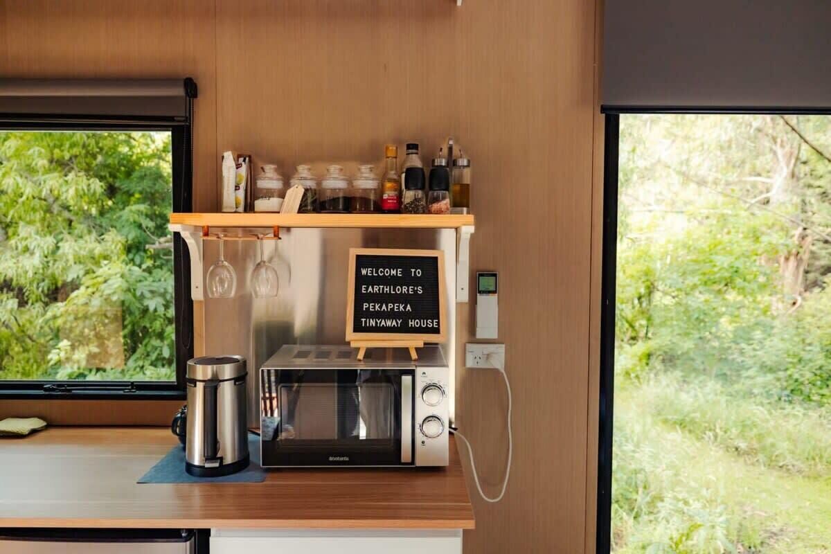 Fridge, microwave, stovetop, toaster