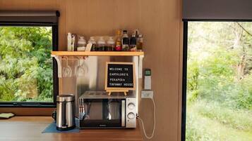Fridge, microwave, stovetop, toaster