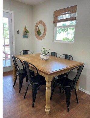 تناول الطعام