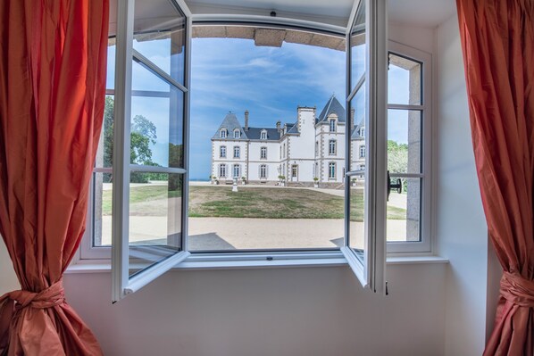 Interior - L'Annexe du Manoir - Vue mer (Taule)