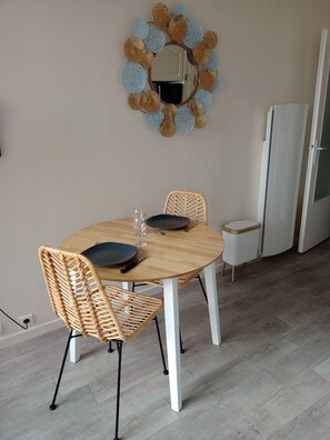 Dineren