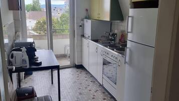 Apartment, Berbilang Katil | Dapur peribadi | Peti sejuk, ketuhar gelombang mikro, ketuhar, dapur