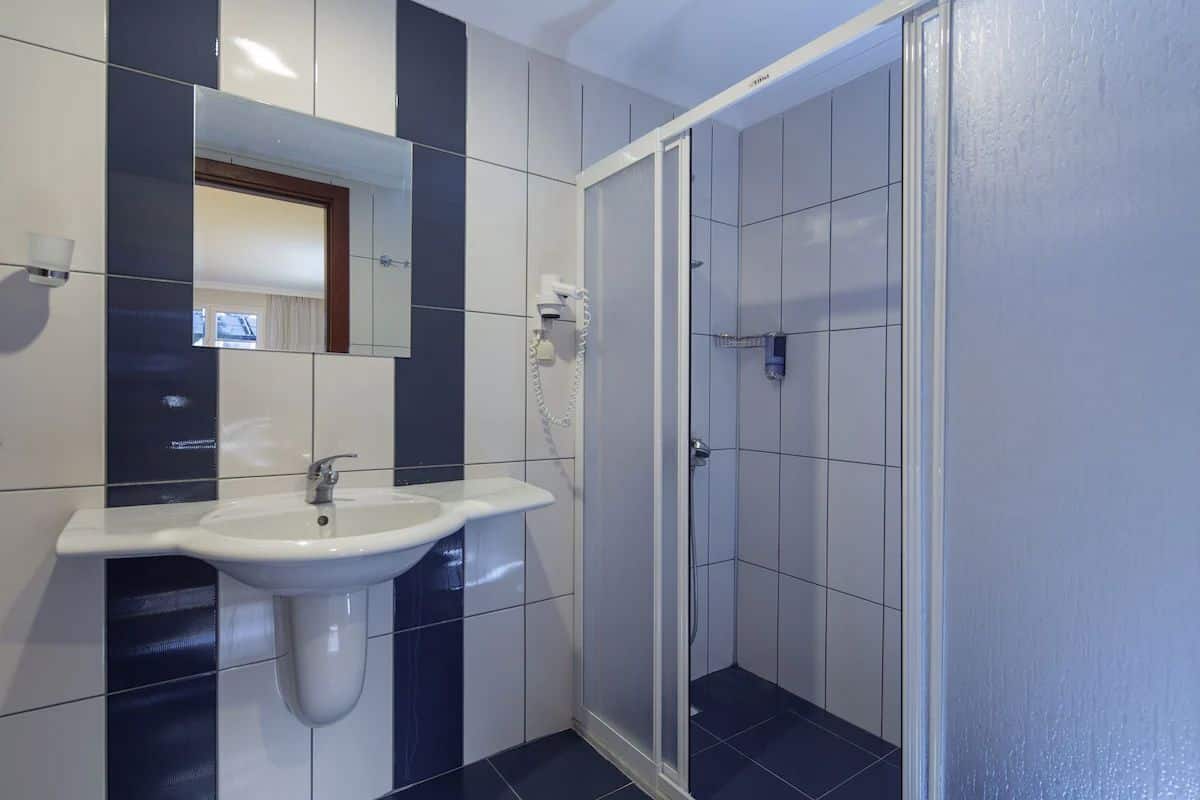 Classic Twin Room