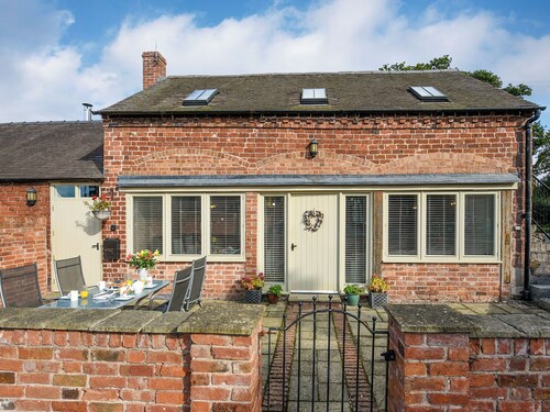 2 bedroom accommodation in Condover