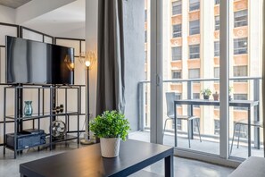 TV, Netflix, streaming services, offices