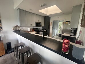 Fridge, microwave, oven, stovetop - Entire Home w Lake & Dallas Skyline  Views. Boat rentals. 30 min to Dallas  (Rockwall)
