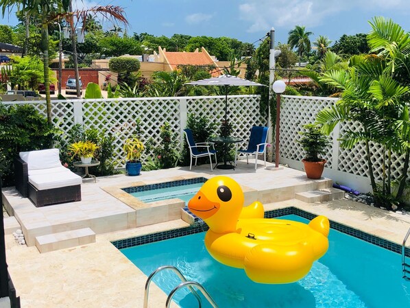 Outdoor pool, a heated pool