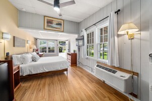 Ropa de cama de alta calidad, colchones con efecto memoria y minibar 