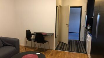 Apartment, 2 Twin Beds | Living room