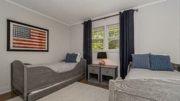 2 quartos, berço de viagem, Wi-Fi, roupa de cama