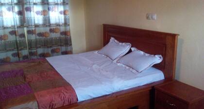 Appartement joliment meublé, au calme