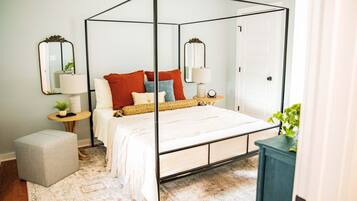 2 chambres, fer et planche à repasser, Wi-Fi gratuit, draps fournis