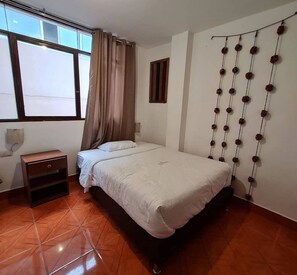 Standard Double Room | Free WiFi - Waynama Hostal (Machu Picchu)