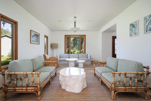 Work Stay Play Holiday Home in Holland near Lake Michigan