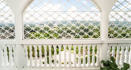 Skyline Suites 2 Queen bedroom by RedAwning