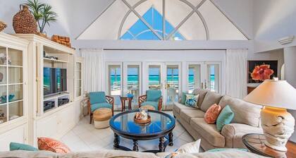 So Serene Oceanfront Villa, Rum Point, Private Beach, Hot Tub, Kayak, Snorkeling