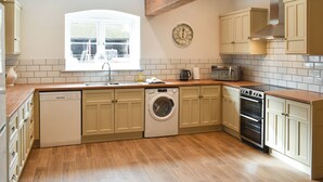 غسالة أطباق، كرسي للأطفال