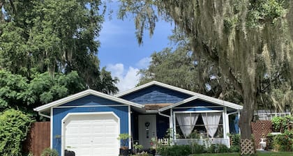 Private cottage just outside the villages, perfect for you and your family!