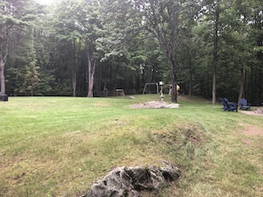 Property grounds - Full Furnished Apartment, Quiet-Secluded-Close to Portland and Old Orchard Beach (Saco)