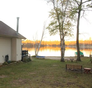 المنطقة المحيطة بالمنشأة