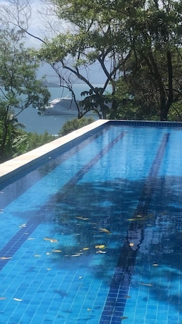 Chalet Exclusive | Area soggiorno | Smart TV 55 pollici con canali via cavo, TV