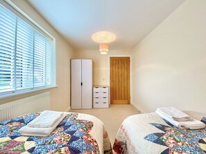 2 bedrooms, free WiFi, bed sheets
