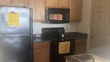 Microwave, dishwasher
