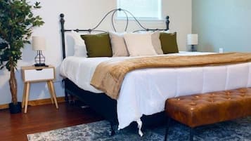 4 sovrum, strykjÀrn/strykbrÀda, gratis wi-fi och sÀngklÀder