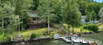 Waterfront at Winnipesaukee with incredible views!! Boat Required