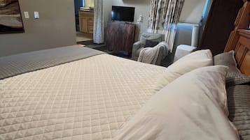 1 dormitorio, escritorio, tabla de planchar con plancha y wifi gratis