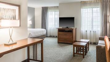 In-room safe, iron/ironing board, free WiFi, bed sheets