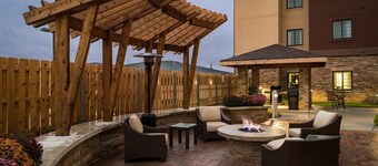 1 Bedroom | Free Breakfast. Indoor Pool