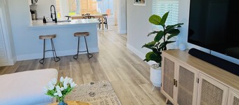 Newly Renovated Beachside Home for Extended Stays