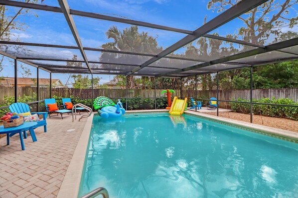 Outdoor pool, a heated pool