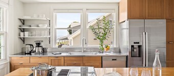 In-town, coastal + relaxing in Rockland