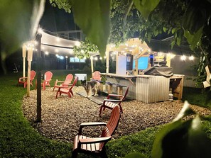 Property grounds - Relaxing Country Home, Huge Fenced Yard, Backyard Gazebo Bar , Griddle & Hot Tub (Murfreesboro)