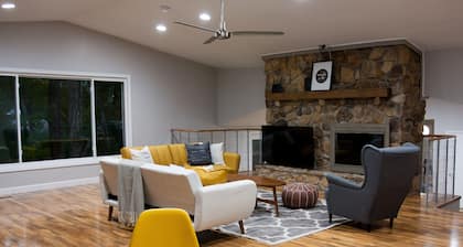 âŒïžâŒïž Modern Wooded Retreat âŒïžâŒïž 6min to Purdue