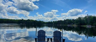 Quiet chalet on a beautiful lake. Available all 4 seasons.