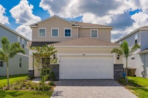 House, Multiple Beds (Best Windsor Island House) | Exterior - Best Windsor Island House (Davenport)